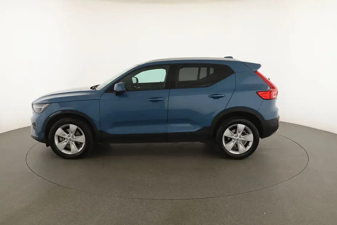 Usata Volvo XC40 Core 163 CV (119 kW) 2023 Blu SUV