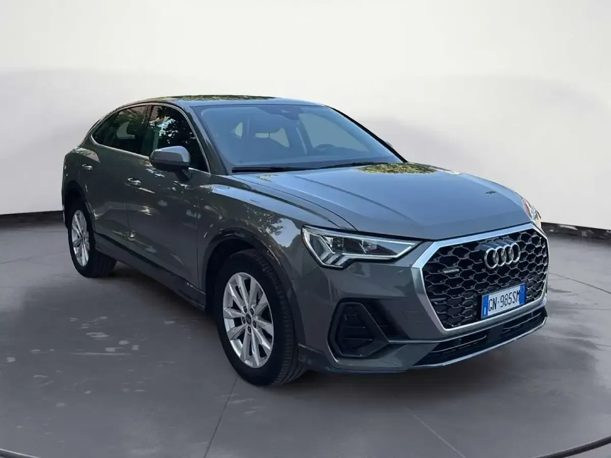 Usata Audi Q3 Business Plus 150 CV (110 kW) 2023 Grigio SUV