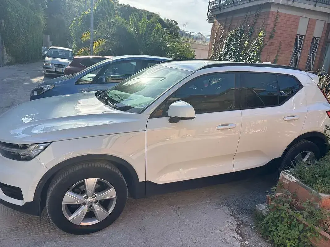 Usata Volvo XC40 Inscription 150 CV (110 kW) 2020 Bianco SUV