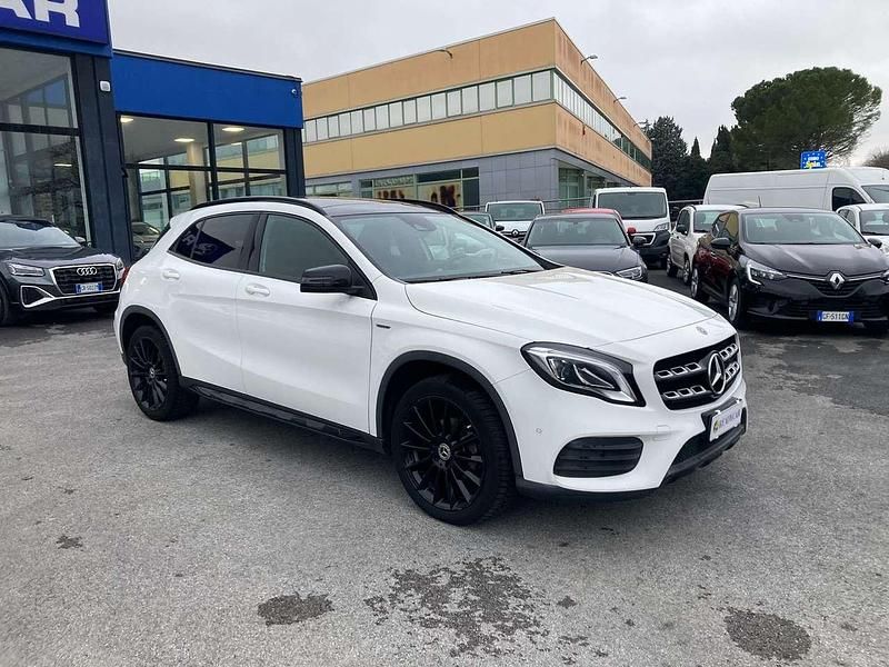 Usata Mercedes GLA200 Premium 136 CV (100 kW) 2019 Bianco SUV