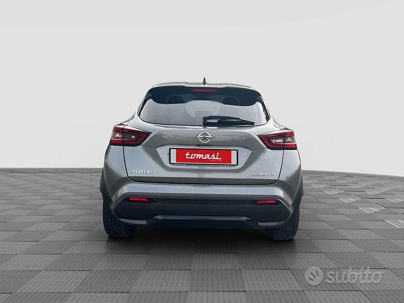 Usata Nissan Juke N-Connecta 114 CV (83 kW) 2022 Gray SUV