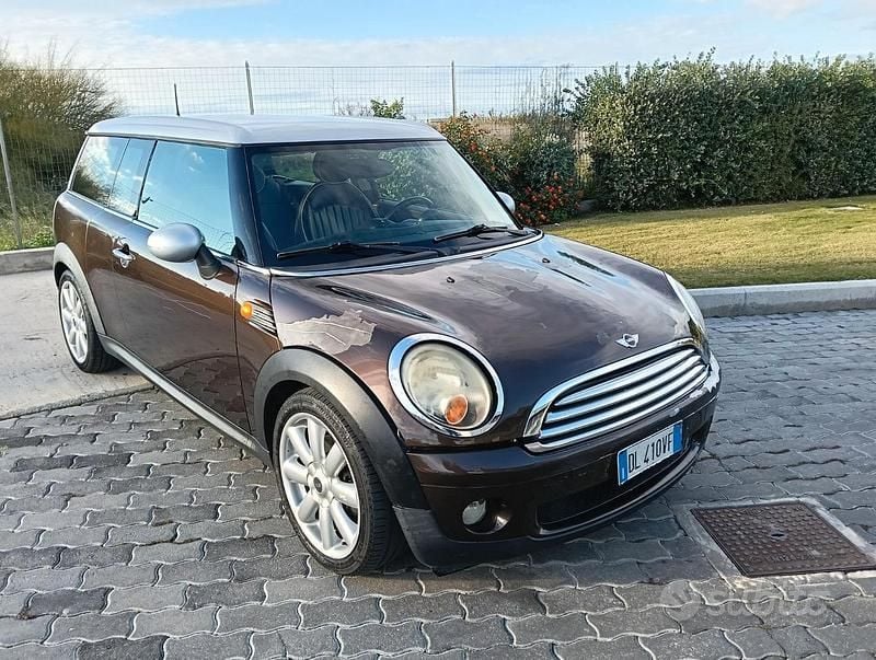 Usata 2009 Mini Cooper Clubman Station wagon | 2000 € (Buon prezzo) - Immagine 1/4