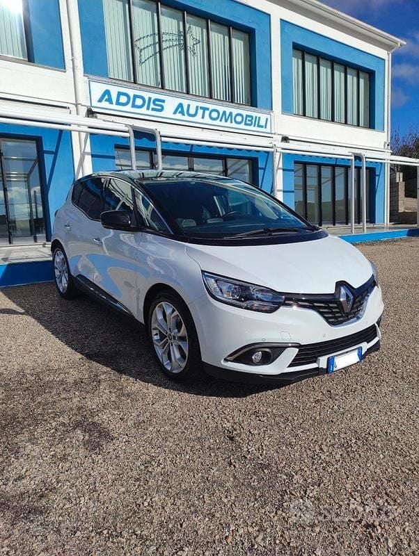 Usata Renault Scénic 120 CV (88 kW) 2021 Bianco Monovolume