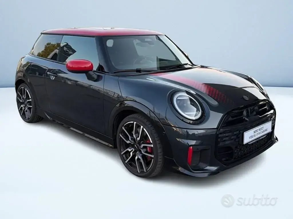 Usata Mini John Cooper Works 231 CV (169 kW) 2025 Grigio Utilitaria