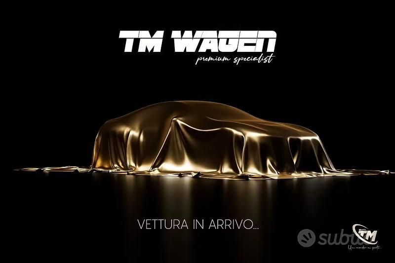 Usata Mercedes GLB200 Business 149 CV (109 kW) 2021 Nero SUV