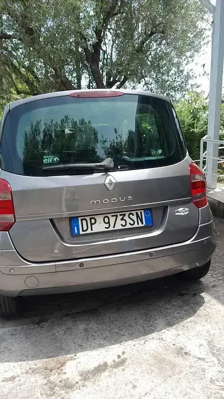 Usata Renault Grand Modus 86 CV (63 kW) 2008 Monovolume