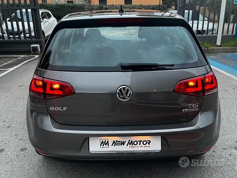 Usata VW Golf VII Highline 110 CV (80 kW) 2016 Grigio Berlina