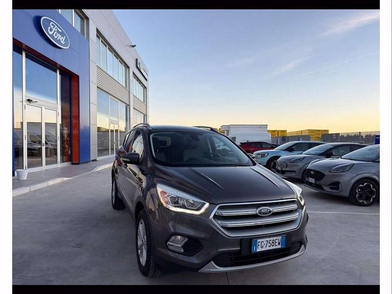 Occasion Ford Kuga Titanium S 150 ch (110 kW) 2017 Gris SUV