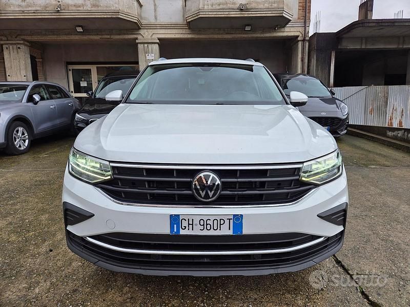 Usata VW Tiguan 150 CV (110 kW) 2022 Bianco SUV
