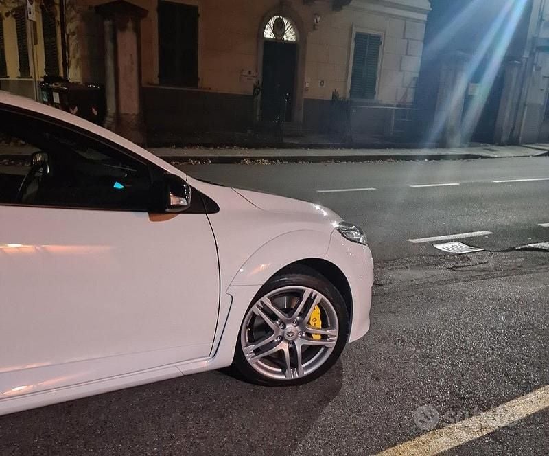 Usata Renault Mégane Coupé R.S. 2010 Bianco Coupé