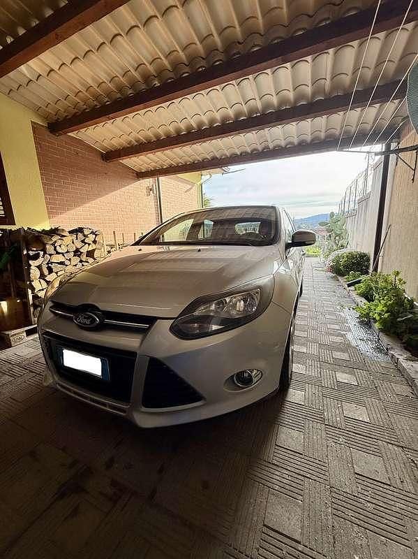 Usata Ford Focus Titanium 116 CV (85 kW) 2012 Grigio Berlina