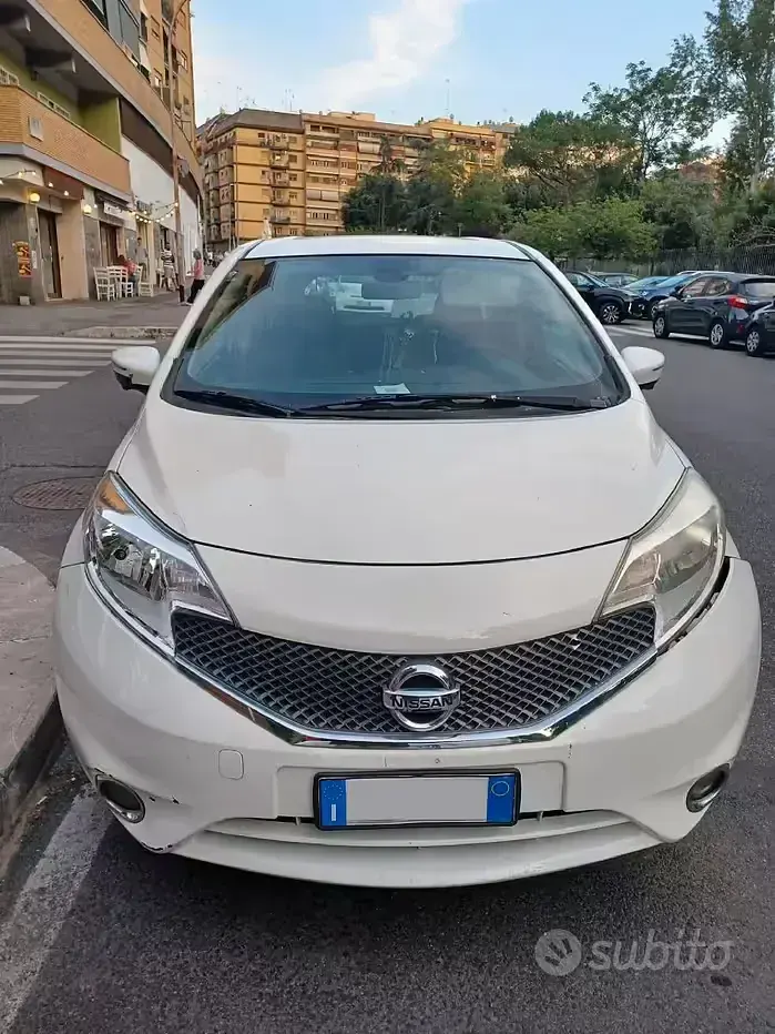 Usata Nissan Note Tekna 90 CV (66 kW) 2013 Bianco Utilitaria