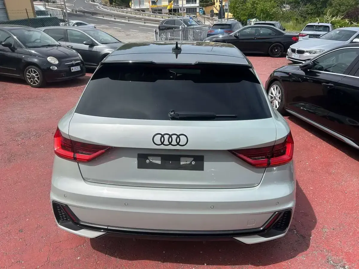 Usata Audi A1 Sportback S-Line 116 CV (85 kW) 2024 Grigio Utilitaria