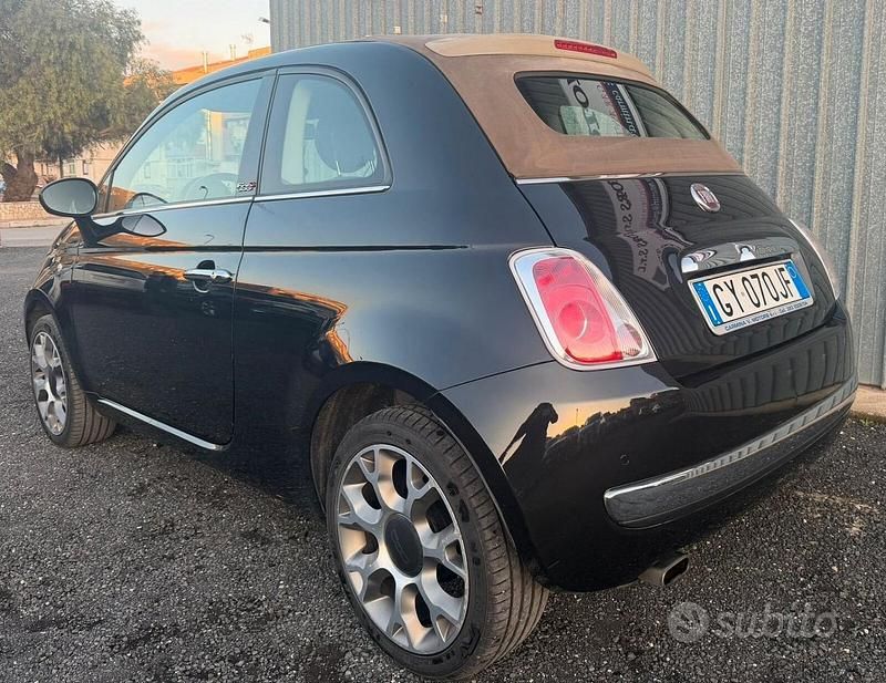 Usata Fiat 500 Lounge 69 CV (50 kW) 2014 Nero Cabrio