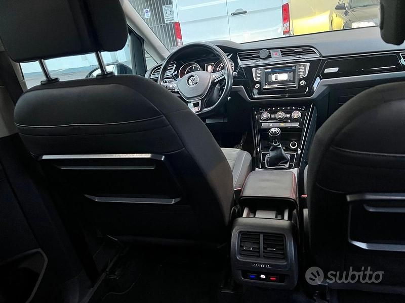 Usata VW Touran Highline 150 CV (110 kW) 2016 Blu Monovolume