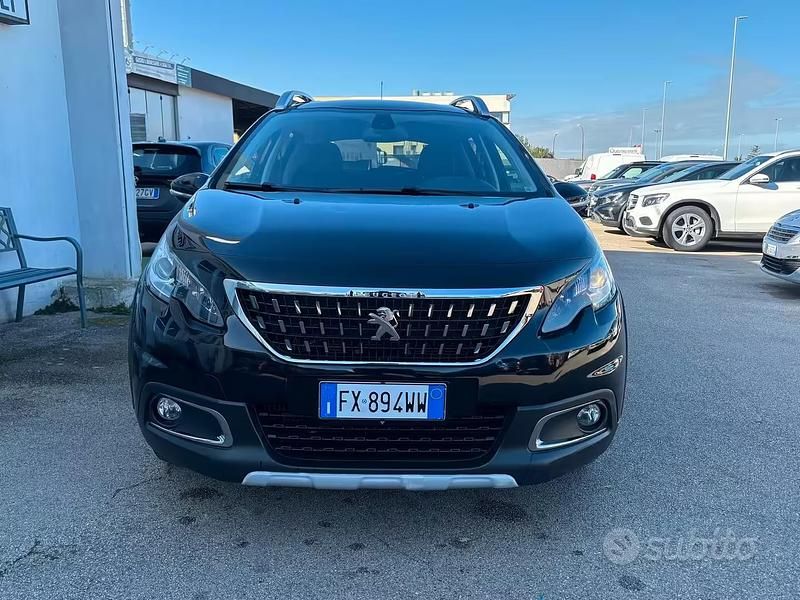Usata Peugeot 2008 Allure 102 CV (75 kW) 2019 Nero SUV