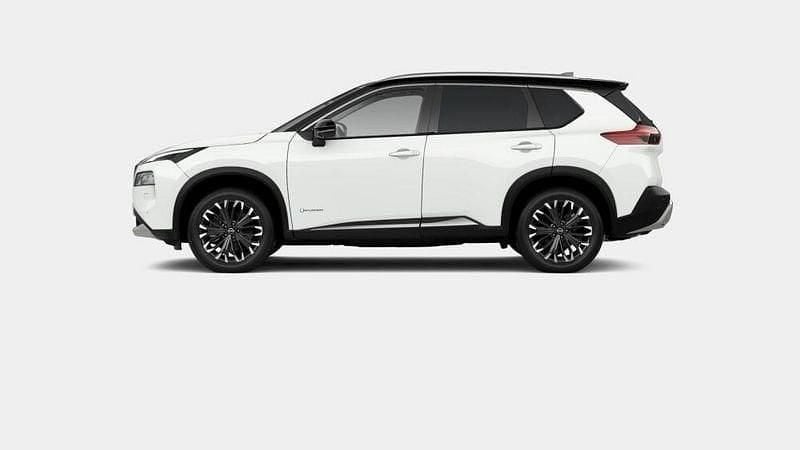 Neu Nissan X-Trail Tekna 158 PS (116 kW) 2026 Weiß SUV