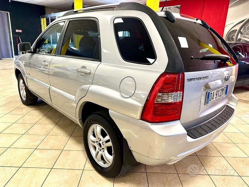 Usata Kia Sportage 141 CV (103 kW) 2006 Grigio SUV