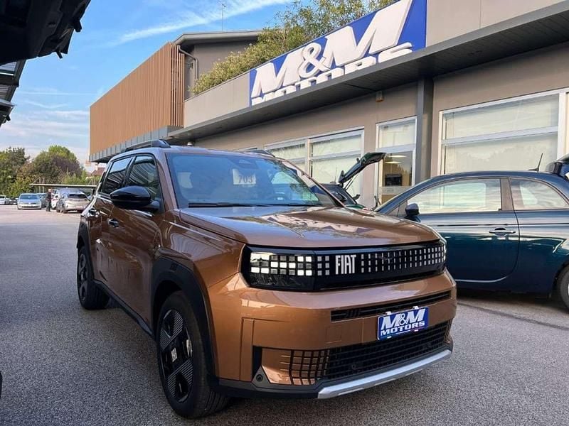 Nuova Fiat Panda La Prima 110 CV (80 kW) 2025 Azzurro Utilitaria