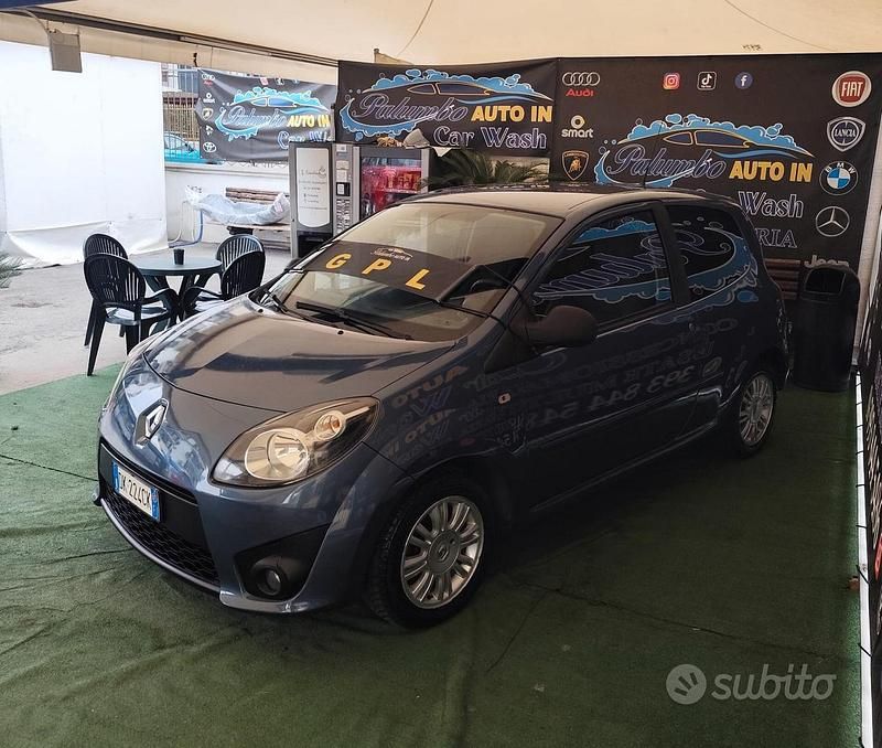 Usata Renault Twingo Dynamique 58 CV (42 kW) 2007 Blu Utilitaria