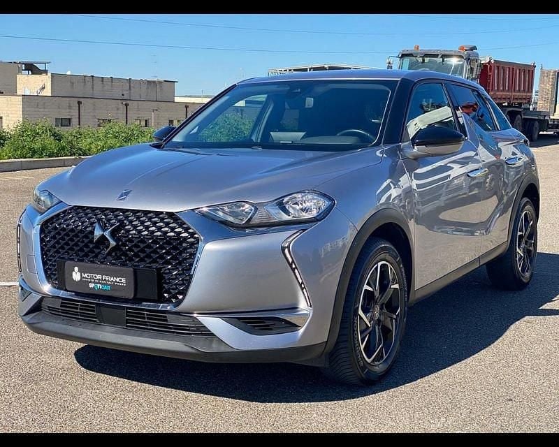 Begagnad DS Automobiles DS3 So Chic 102 HK (75 kW) 2020 Grå SUV