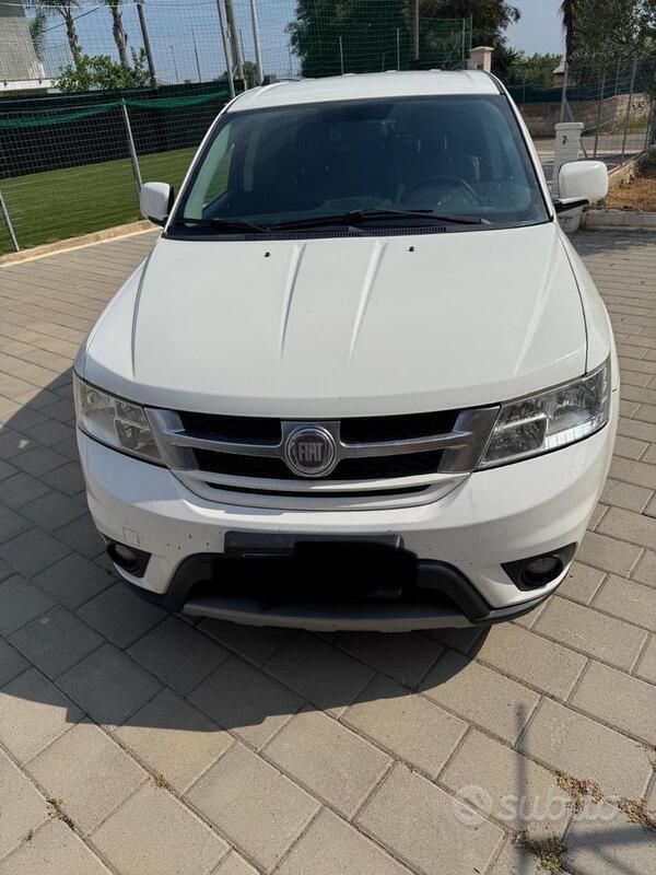 Usata Fiat Freemont 170 CV (125 kW) 2012 Bianco SUV