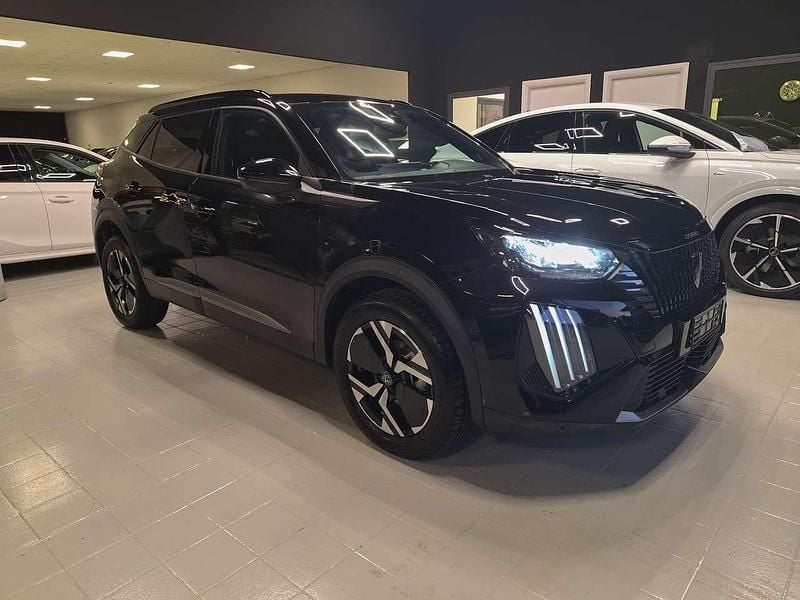 Usata Peugeot 2008 Allure 101 CV (74 kW) 2025 Nero SUV