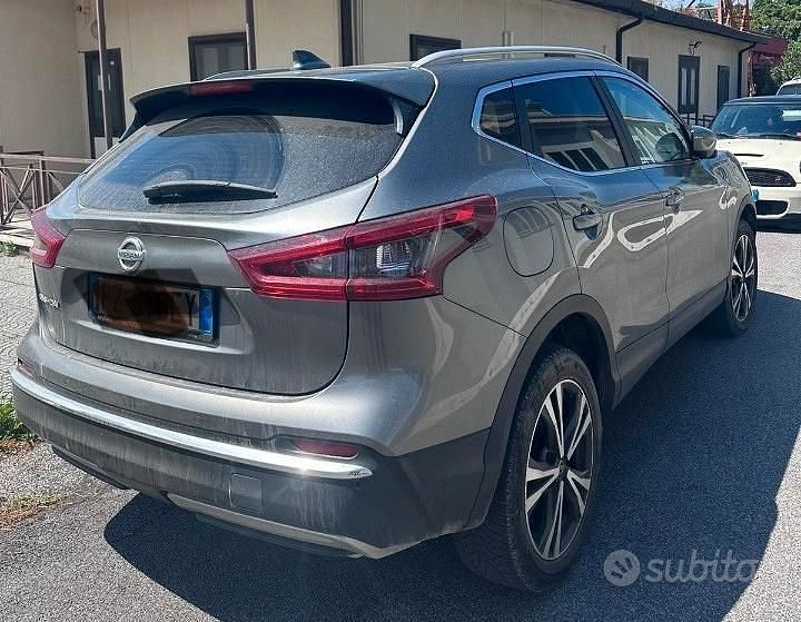 Usata Nissan Qashqai N-Connecta 115 CV (84 kW) 2020 Grigio SUV