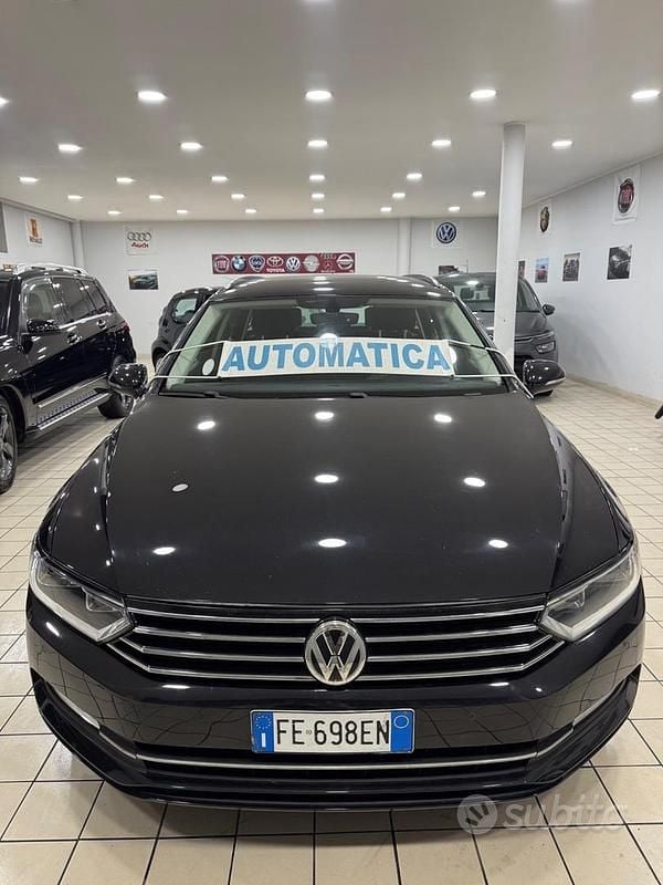 Nero Usata 2016 VW Passat Tre volumi | 10.000 € (Buon prezzo) - Immagine 1/4