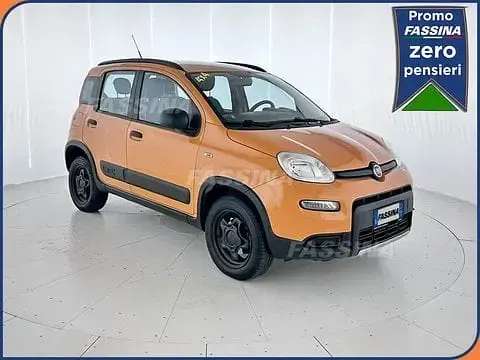 Usata Fiat Panda 4x4 S 86 CV (63 kW) 2018 Arancione Utilitaria