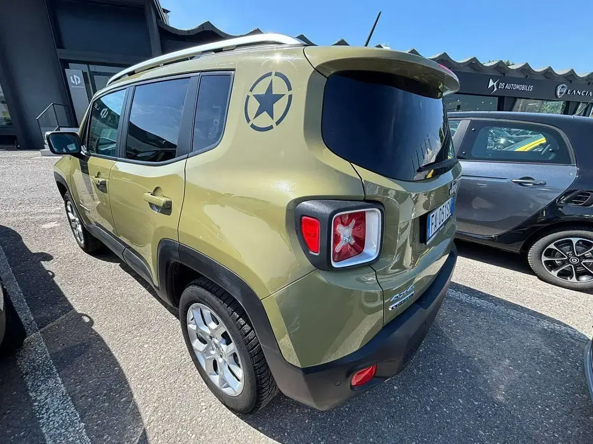 Usata Jeep Renegade Limited 140 CV (102 kW) 2015 Verde SUV
