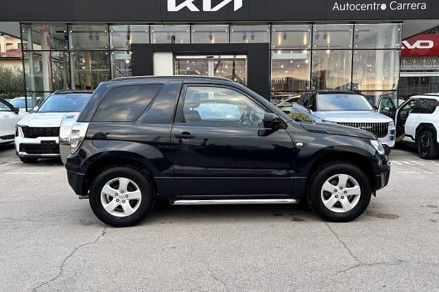 Usata Suzuki Grand Vitara 106 CV (77 kW) 2009 Nero SUV