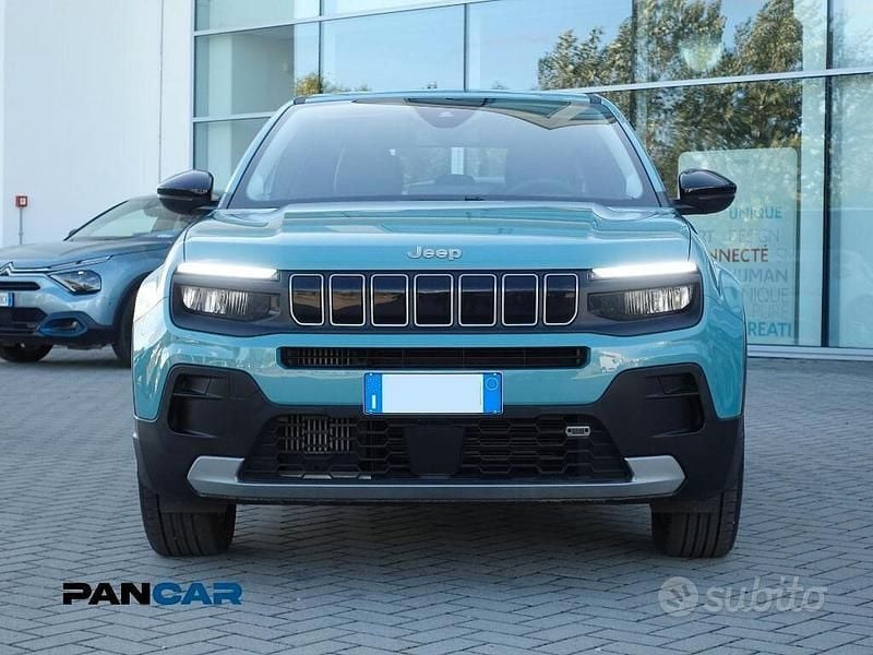 Usata Jeep Avenger Altitude 101 CV (74 kW) 2024 Blu SUV