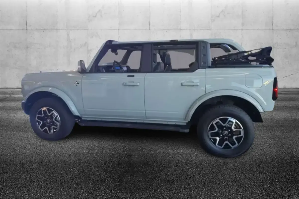 Usata Ford Bronco Outer Banks 334 CV (245 kW) 2022 Grigio SUV