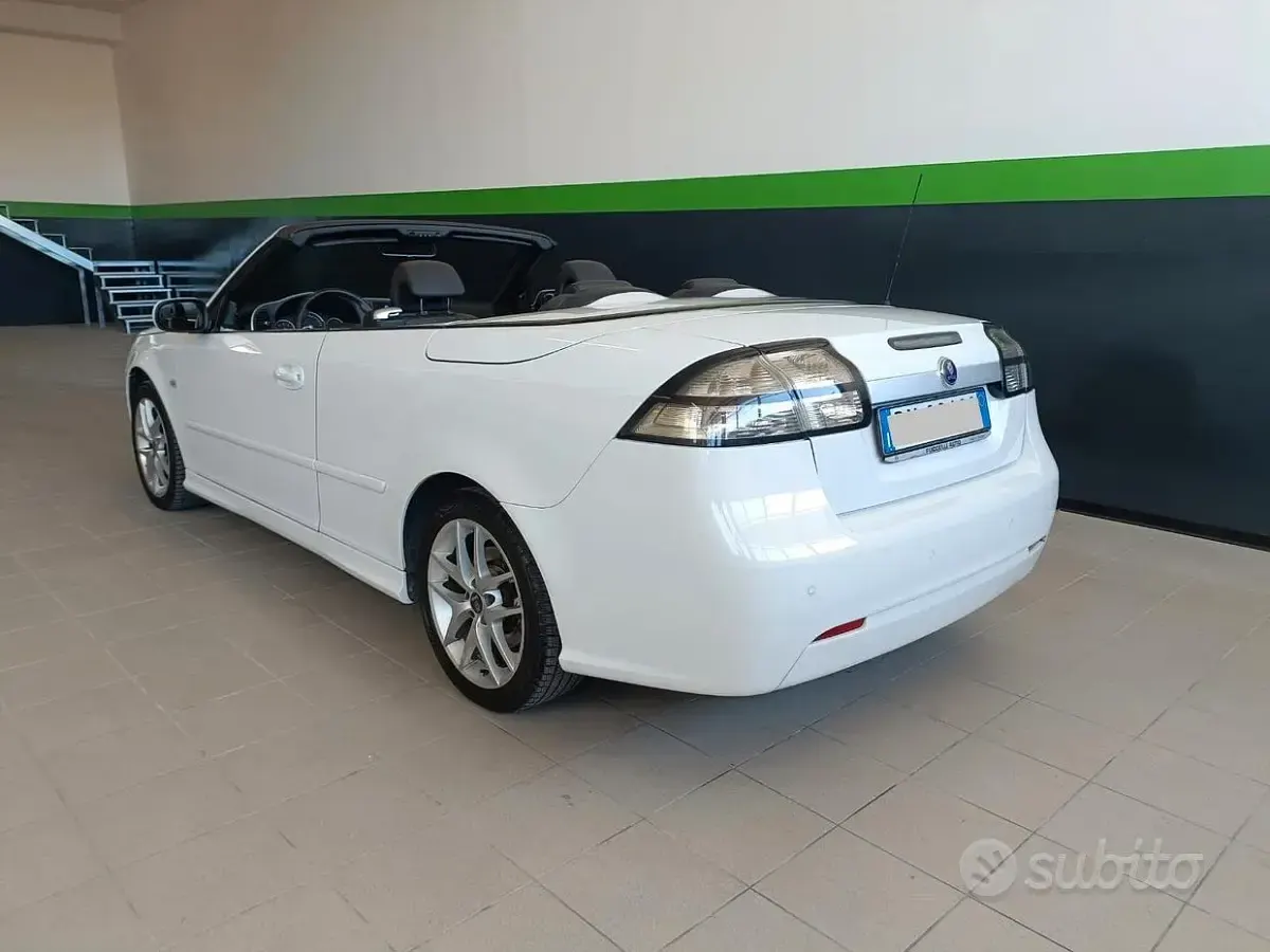 Usata Saab 9-3 Vector 150 CV (110 kW) 2007 Bianco Cabrio