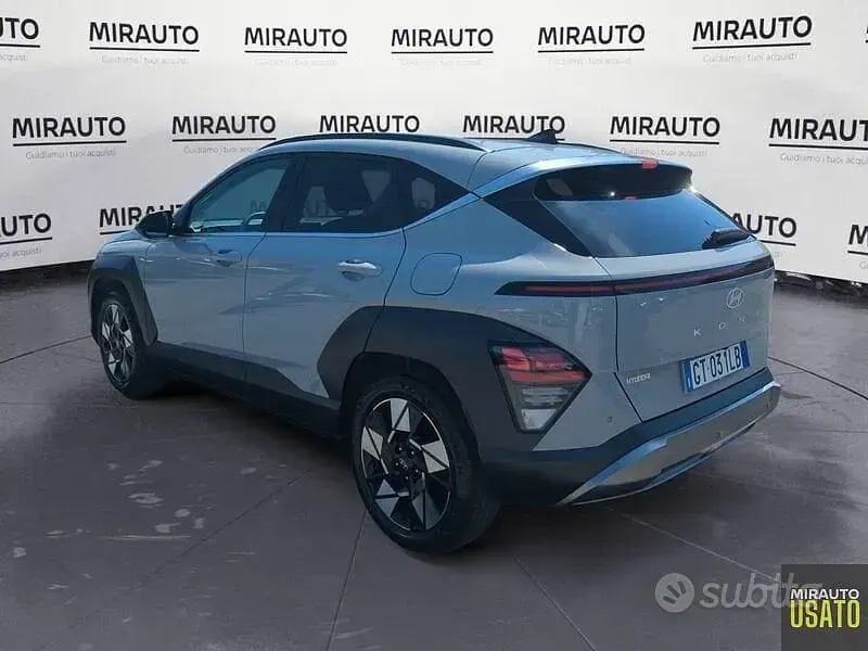 Usata Hyundai Kona 141 CV (103 kW) 2024 Grigio SUV