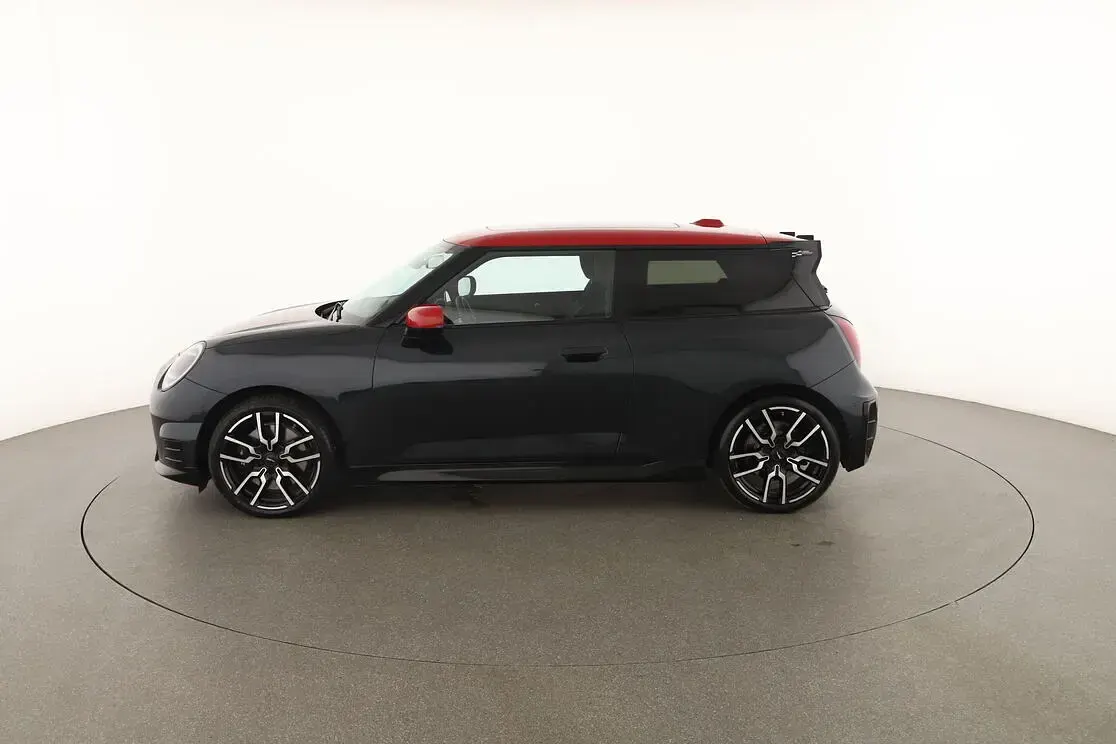 Usata Mini Cooper SE 160 kW (218 CV) 2024 Nero Utilitaria
