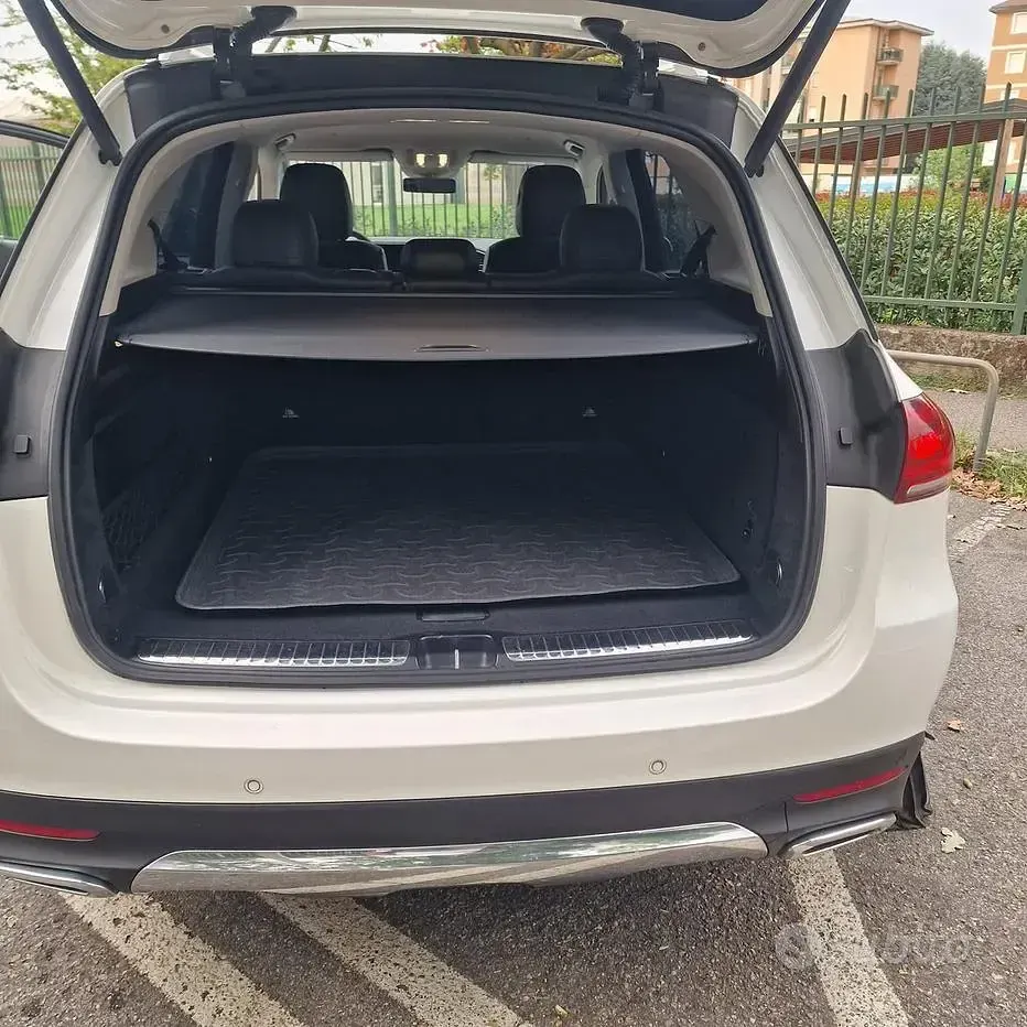 Usata Mercedes GLE300 245 CV (180 kW) 2020 Bianco SUV