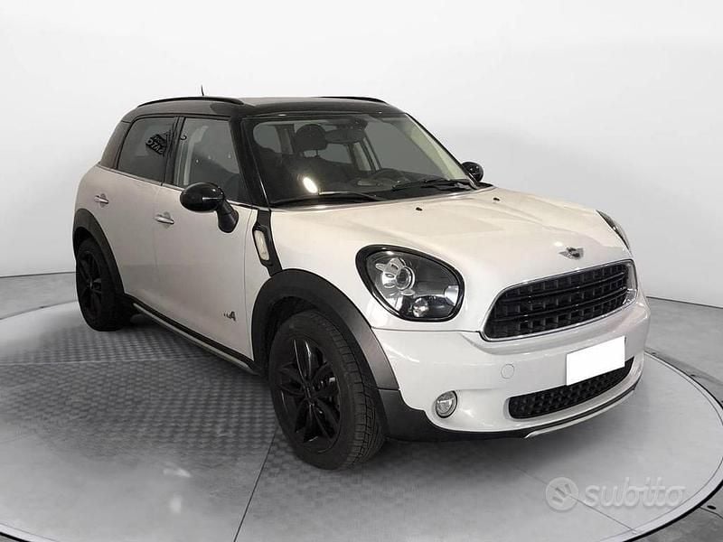 Usata Mini Cooper D Countryman 111 CV (81 kW) 2016 Bianco SUV