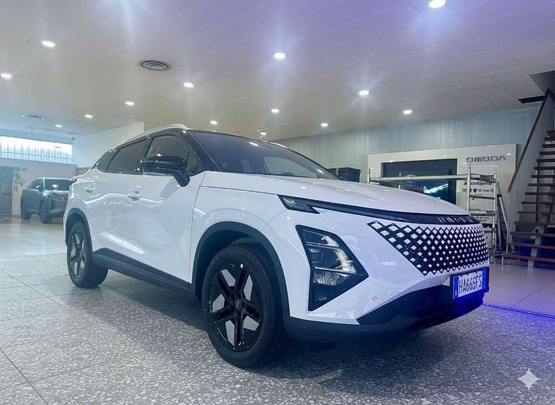 Nuova Omoda 5 147 CV (108 kW) 2025 Bianco SUV