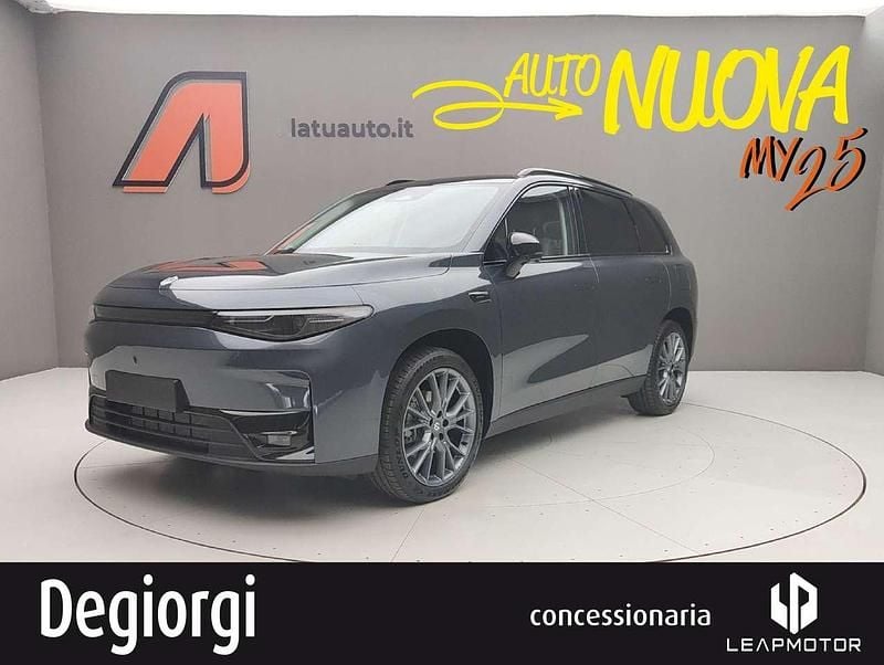 Grigio Nuova 2025 Leapmotor C10 SUV | 31.790 € (Ottimo prezzo) - Immagine 1/4