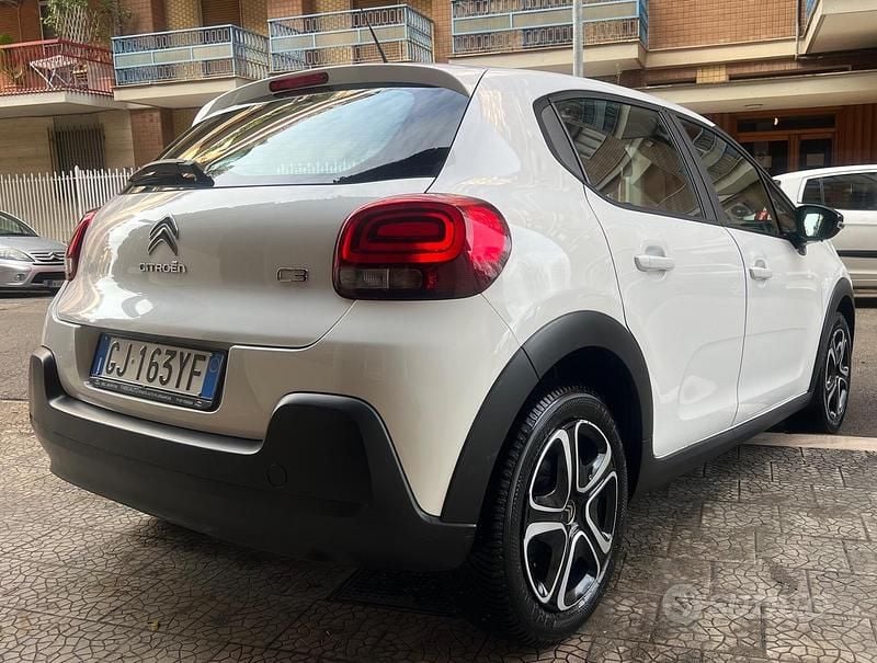 Usata Citroën C3 Shine 102 CV (75 kW) 2022 Bianco Utilitaria