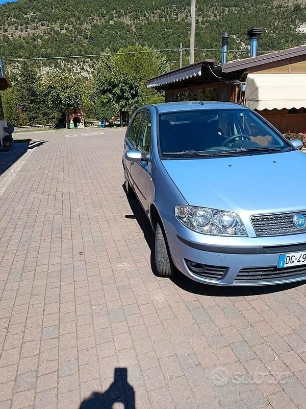 Usata Fiat Punto 60 CV (44 kW) 2007 Blu Berlina