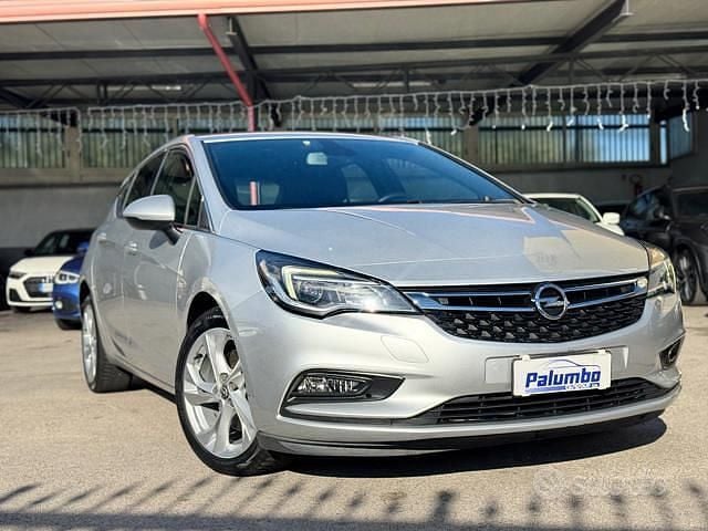 Usata Opel Astra Innovation 136 CV (100 kW) 2019 Grigio Berlina