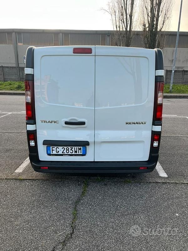 Usata Renault Trafic 125 CV (91 kW) 2016 Bianco Monovolume