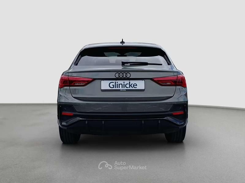 Usata Audi Q3 Sportback S-Line 150 CV (110 kW) 2021 Grigio SUV