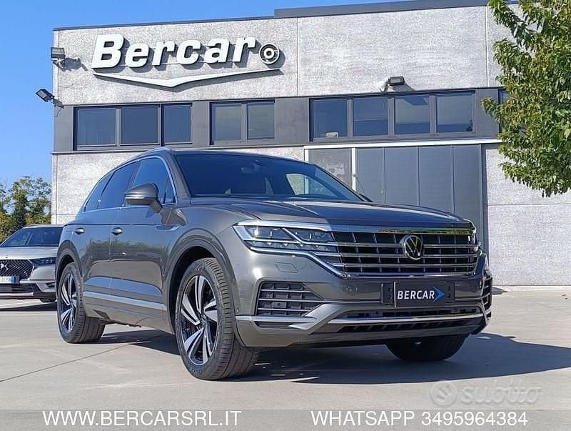 Antracite Usata 2021 VW Touareg Atmosphere SUV | 38.900 € (Ottimo prezzo) - Immagine 1/4