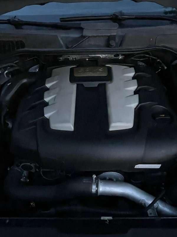 Usata Porsche Cayenne 239 CV (175 kW) 2011 Grigio SUV