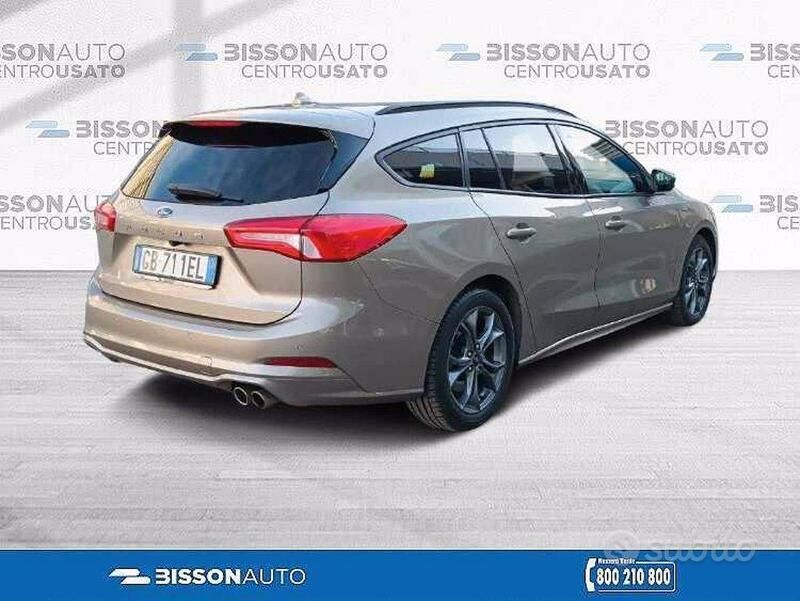 Usata Ford Focus ST-Line 150 CV (110 kW) 2020 Beige Station wagon