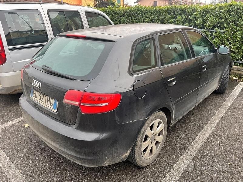 Usata Audi A3 140 CV (102 kW) 2010 Nero Utilitaria